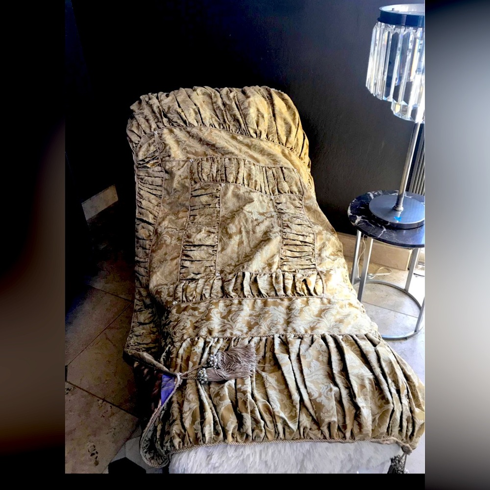 DH GOLD DAMASK BROCADE THROW -SATIN LINED 62”long by 42” wide. Gold rope piping.